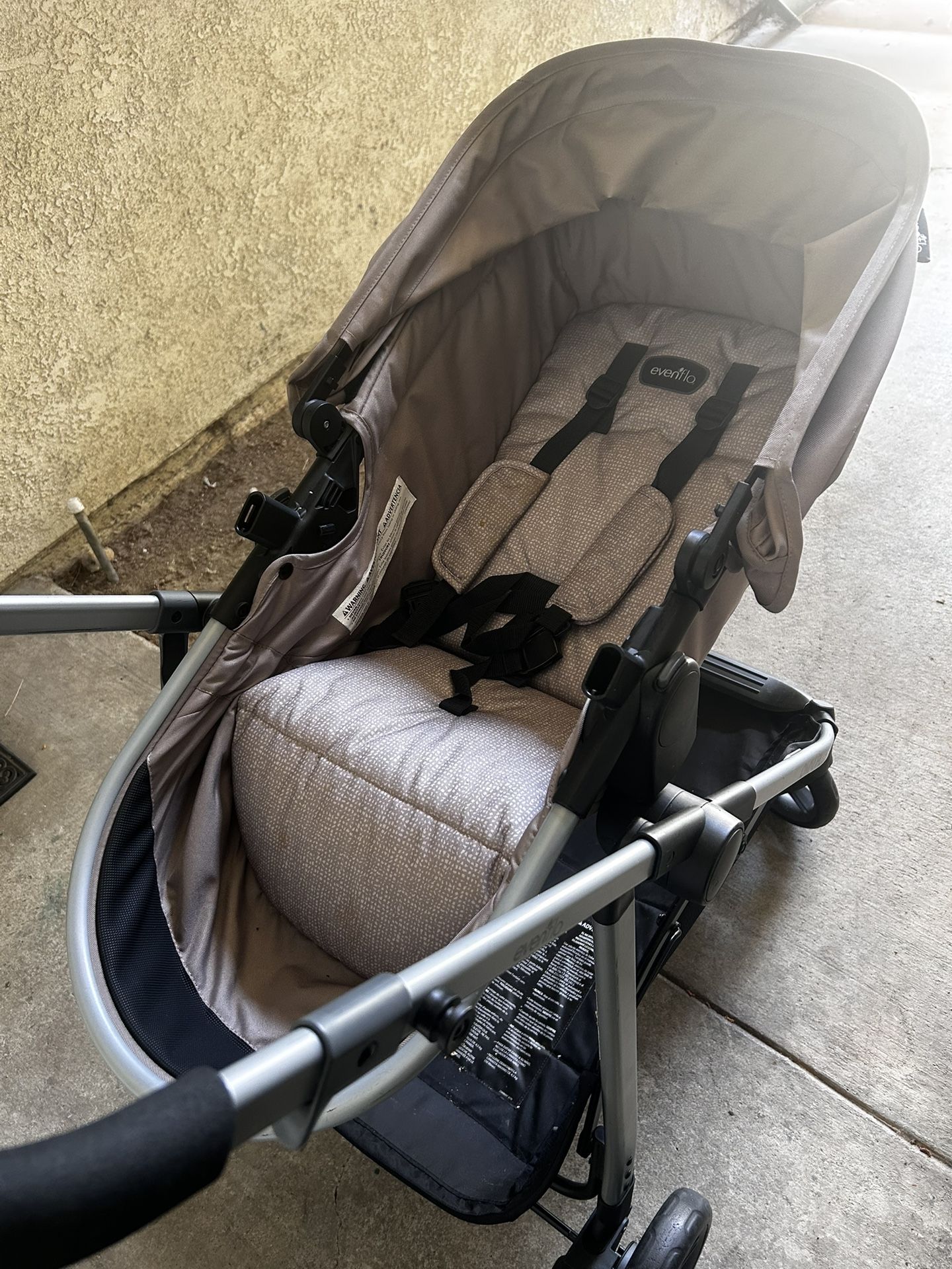 Even Flo Stroller 