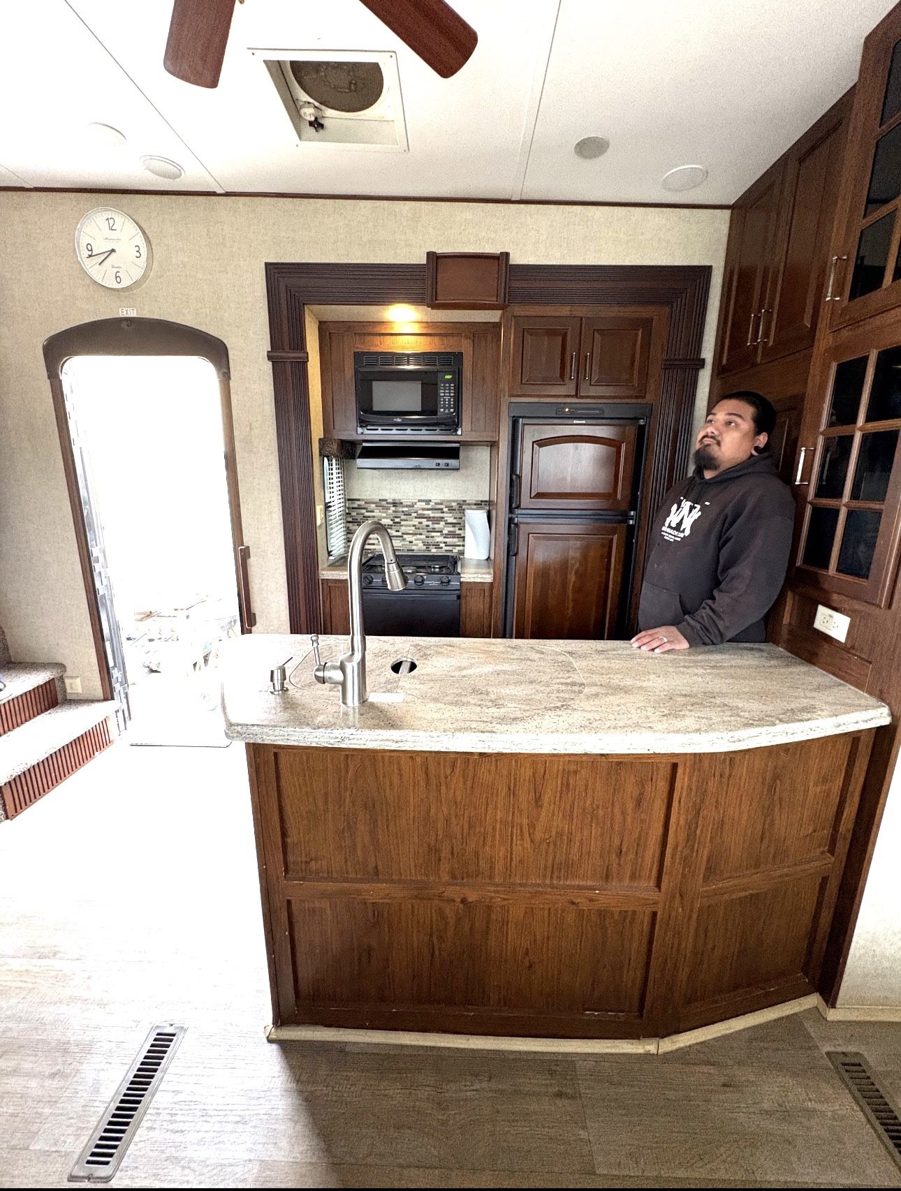 2014 Keystone Avalanche 5th Wheel