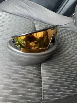 Oakley Meta Vanguard