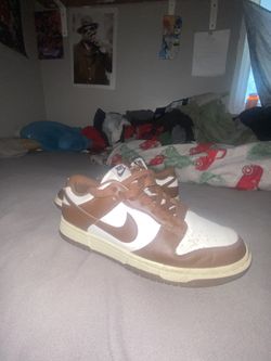 Nike Dunks Mocha Brown