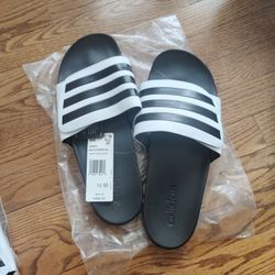 Adidas Slipper Brand New Size 12