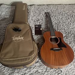 Taylor GS Mini guitar
