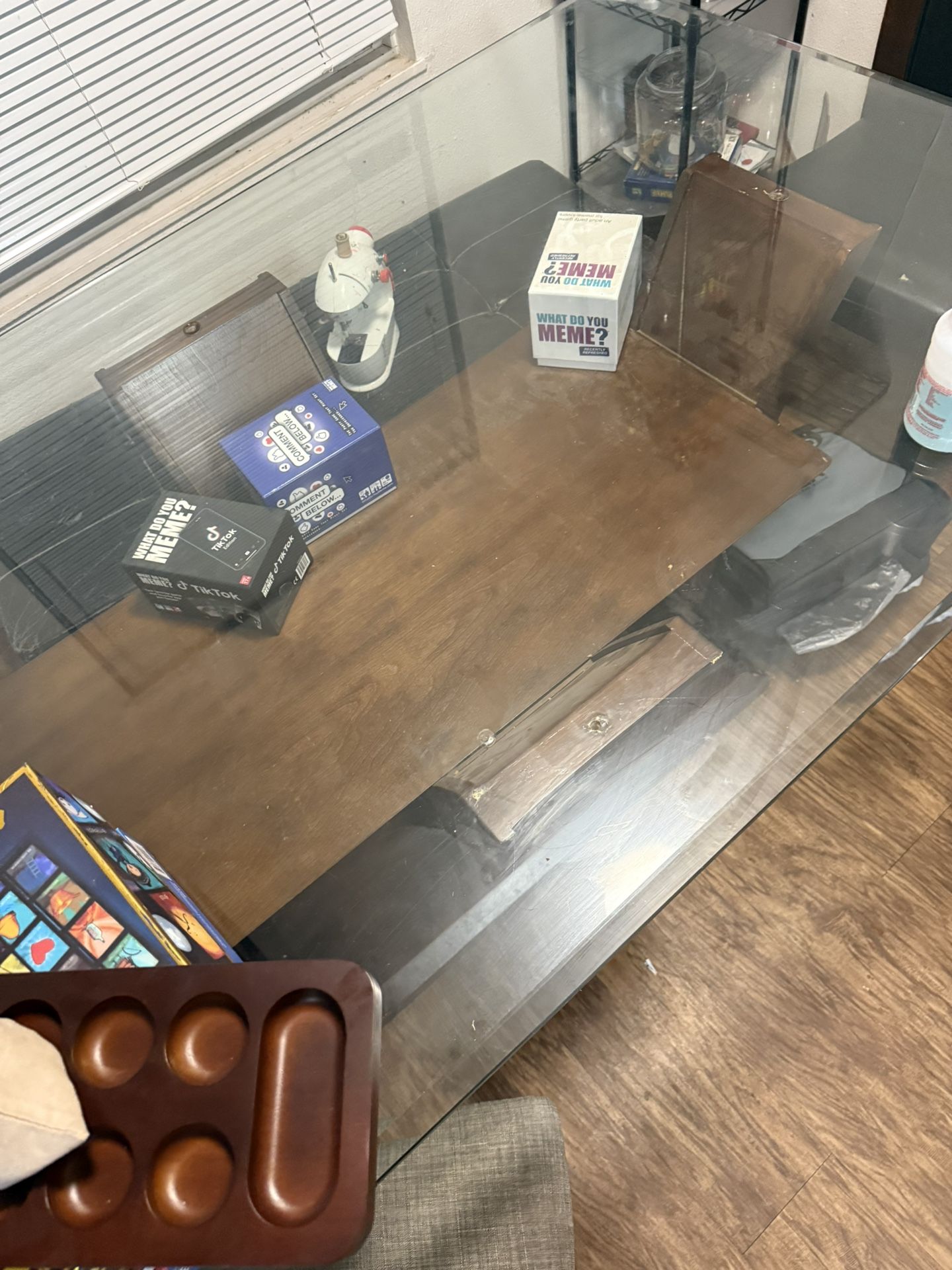 Free Table