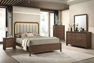 Brand New Elegant Hayward 4Pc Bedroom Set 
