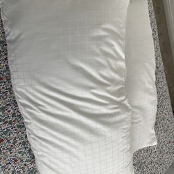King Pillow-2- Brand New