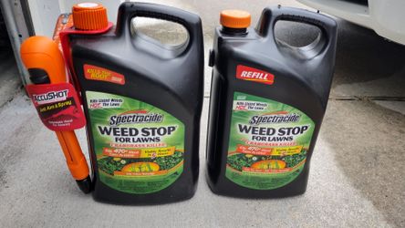 Spectracide Weed Stop For Lawns Bundle - (2) 1.3 Gallon Jugs with Sprayer & Refill
