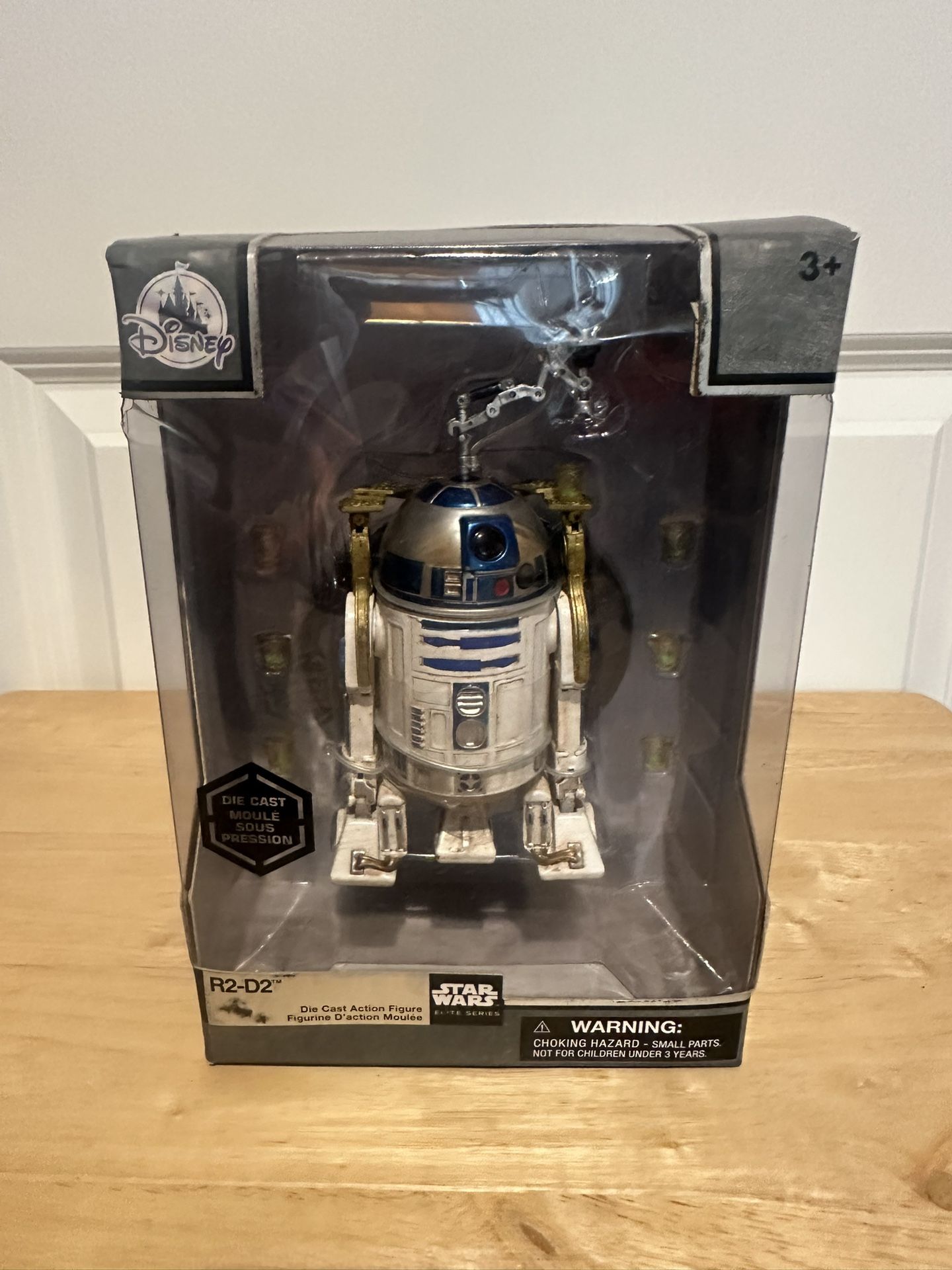 R2D2 Star Wars Elite Series