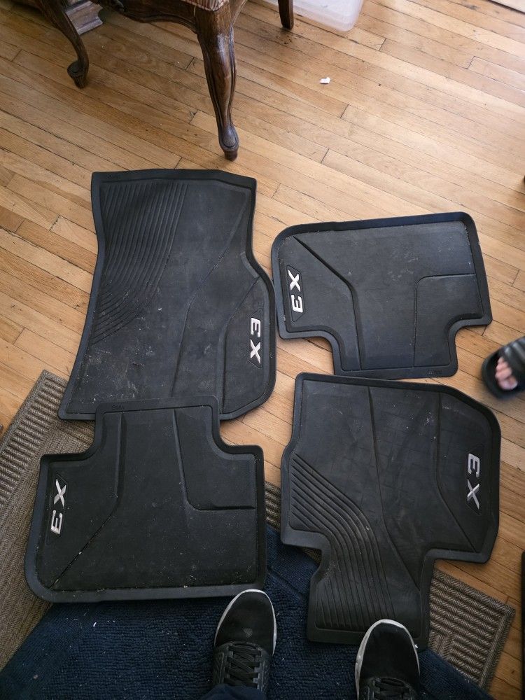 BMW X3 FLOOT MATS HIGH QUALITY 75.00