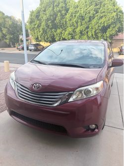 2014 Toyota Sienna