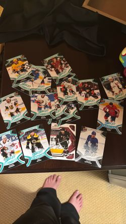 sack of hockey cards