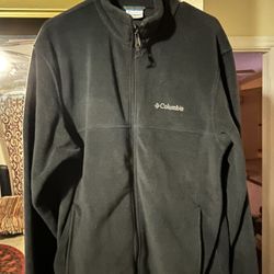 Columbia  Fleece  Jacket Size Large  Black
