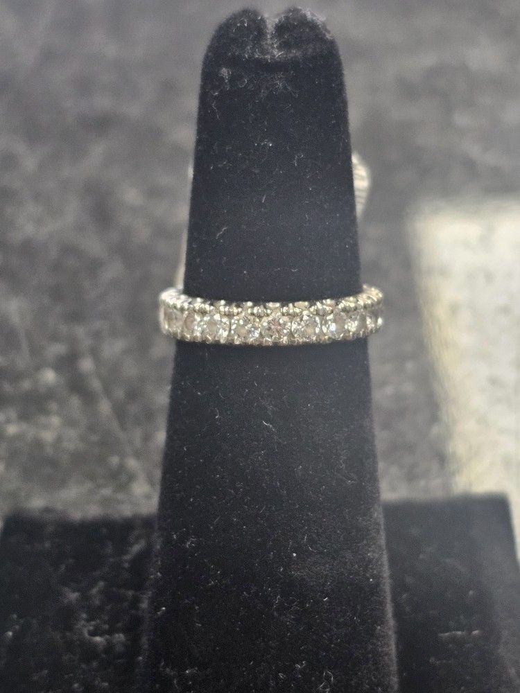 10kt WG Diamond Ring. (C-5) SIZE 5. TWD: .72ct. ASK FOR RYAN. #4(contact info removed)143-01