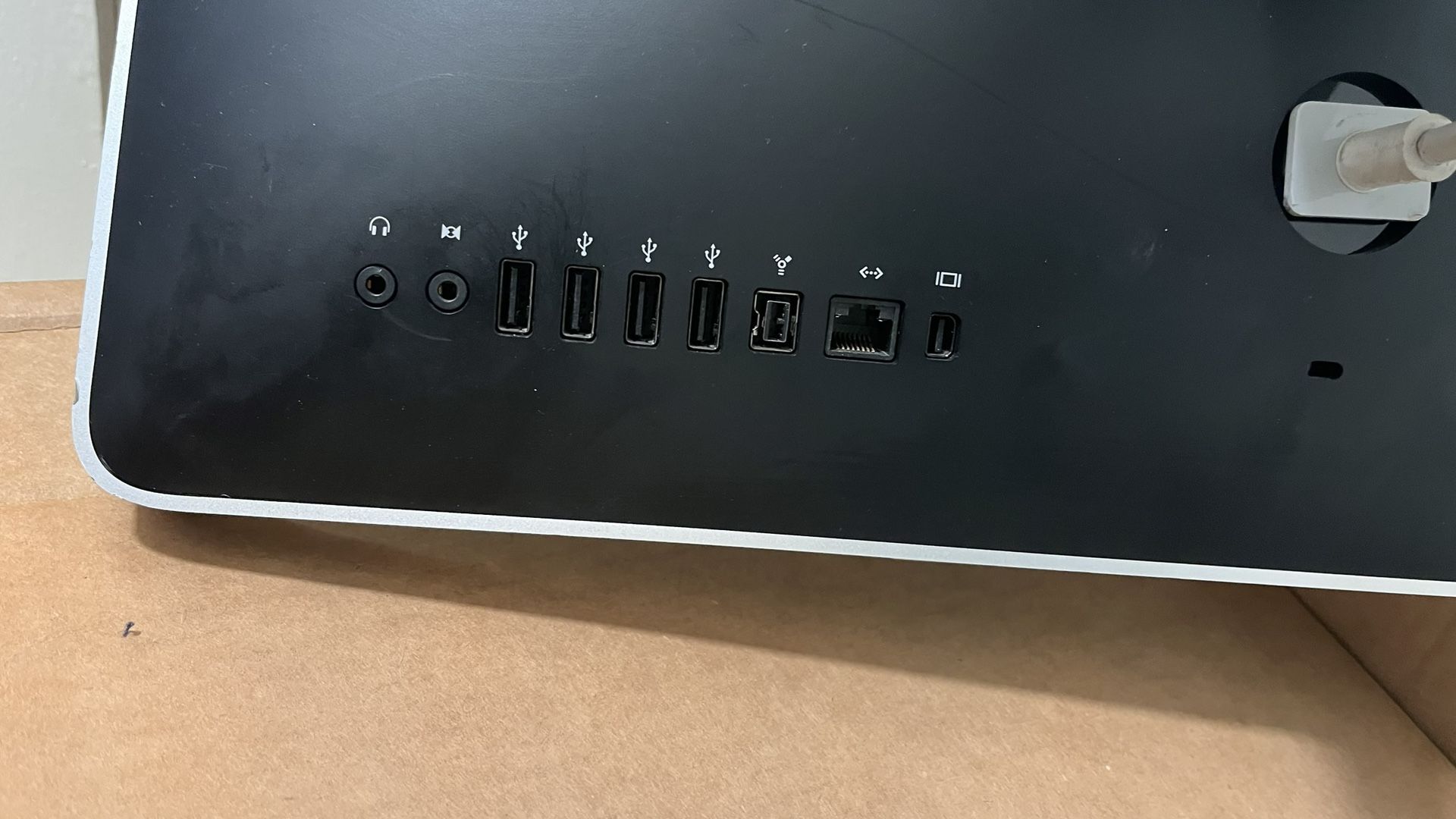 iMac (20-inch, Mid 2009) ( Not Turning On Just Beeps)