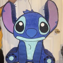 Stitch Piñata 