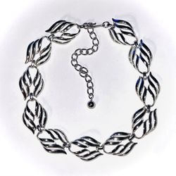 Vintage Coro Silver  Cutout Leaves Choker Necklace Adjustable Hook Clasp