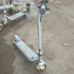 Electric Scooter For Kids Max Speed 10mph Max Ramge 6miles