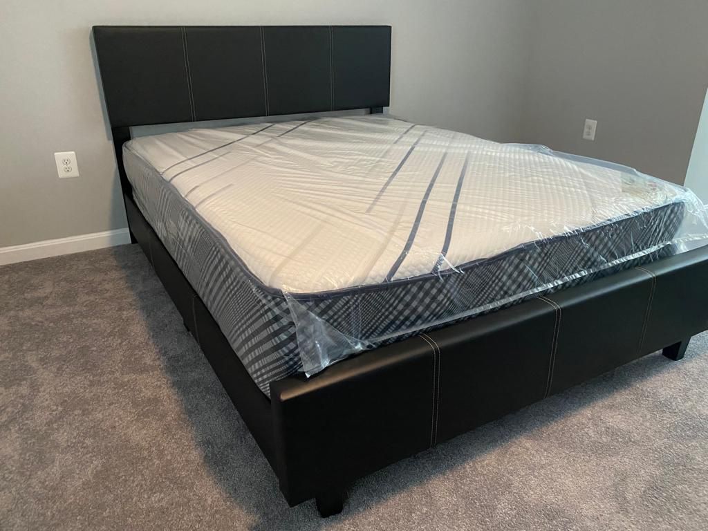 Queen Mattress Come With Headboard & Footboard And Box Spring - Same Say Delivery 