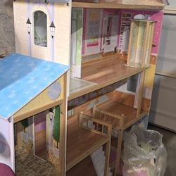 Doll Play House