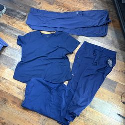 Navy Blue Scrubs 4 items size in description