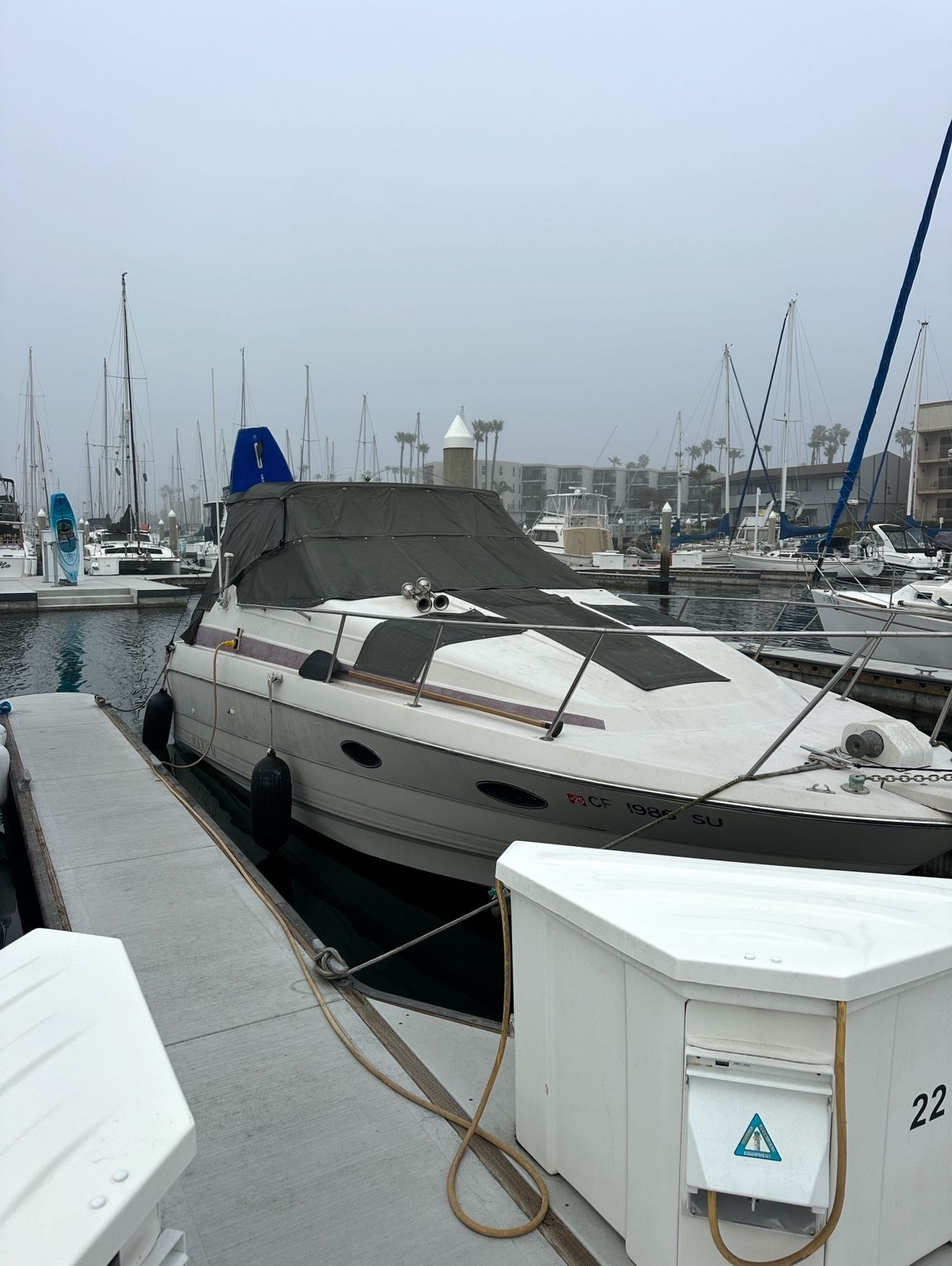 1990 Maxum Vee Cruiser