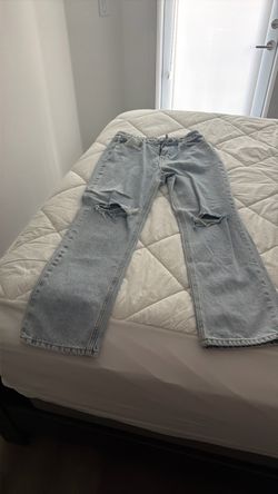 Light Wash Distressed Straight Leg Jeans
