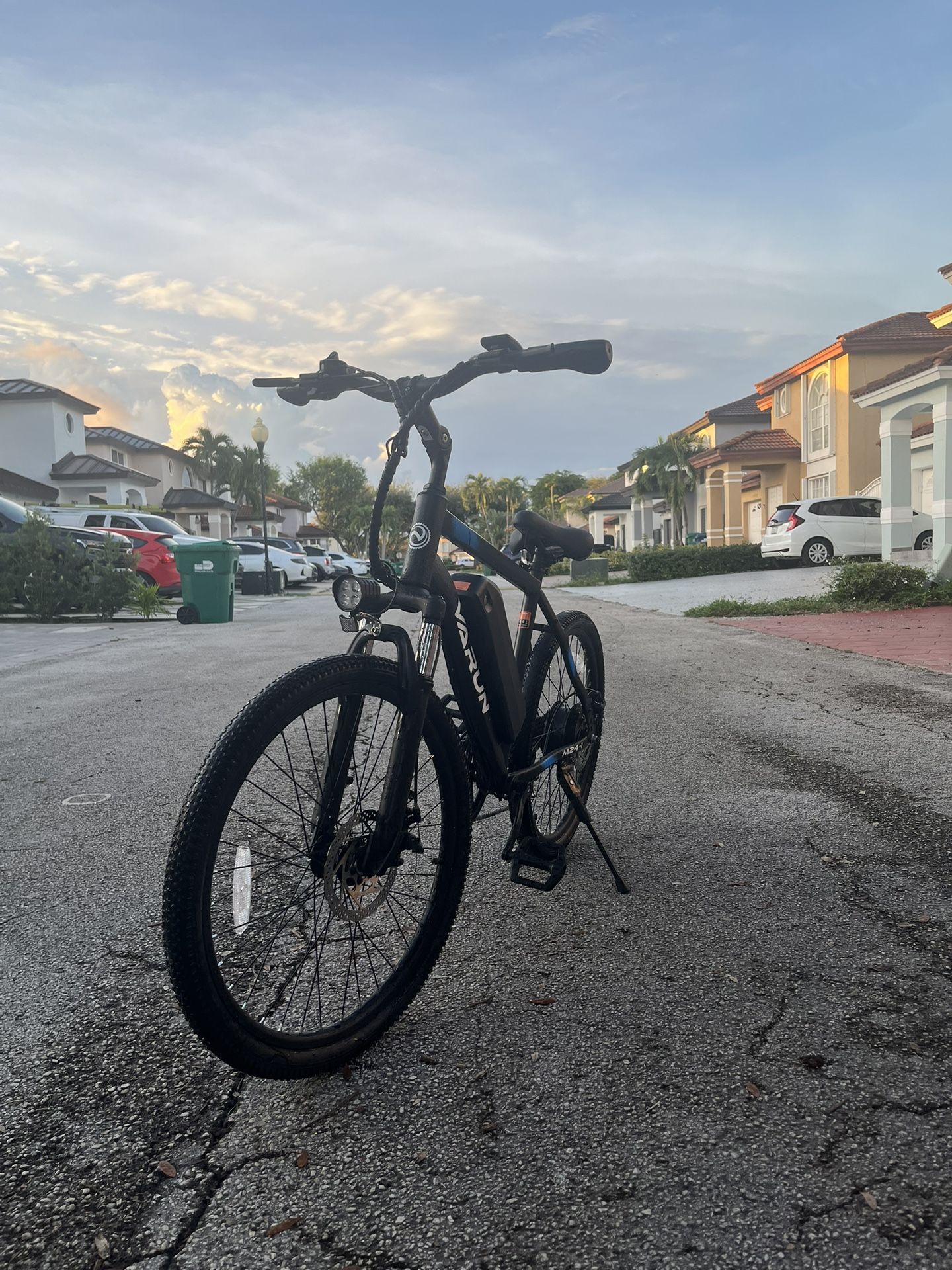 VARUN Electric Bike M24-1 500w 36v