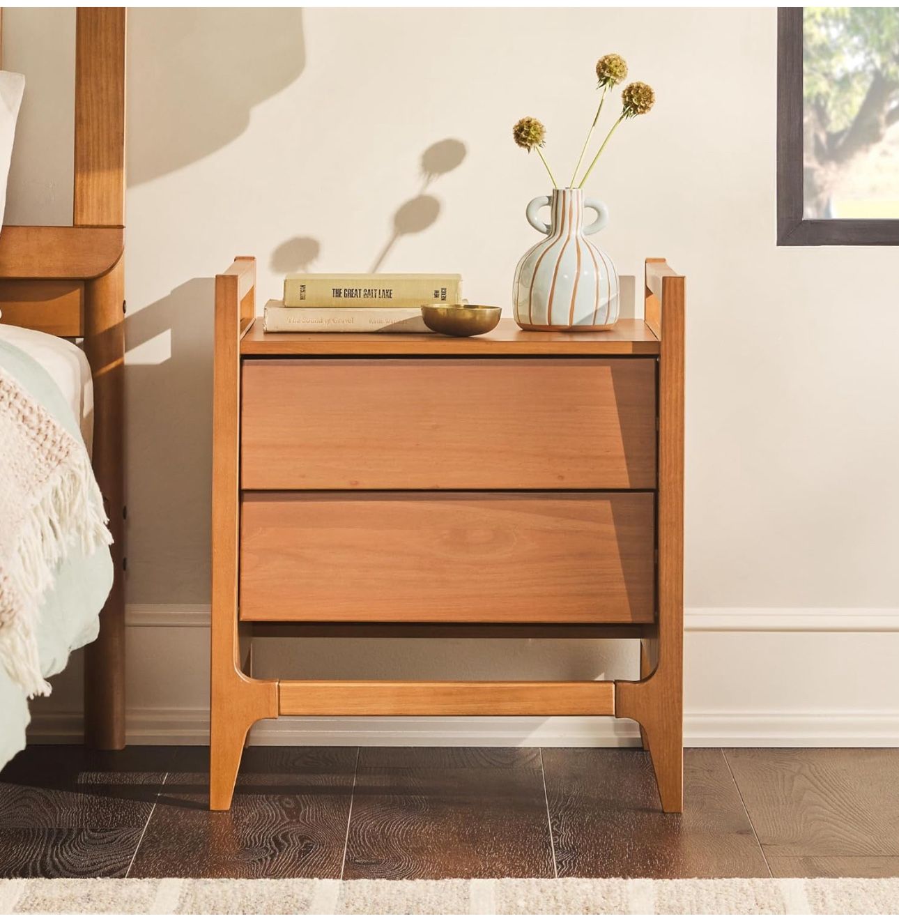 Strong Sturdy Solid Wood End Side Nightstand Table   Size Length 21", Width 18", Height 24" New condition assembled