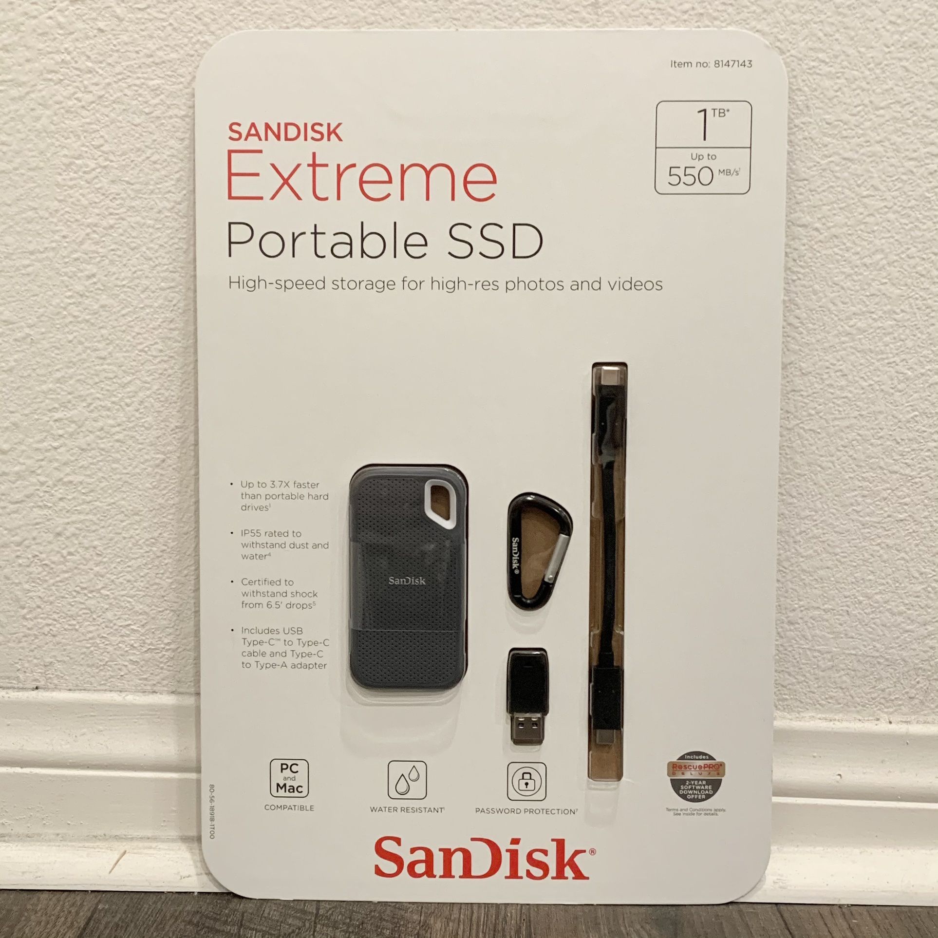 NEW SanDisk Extreme 1TB Portable External SSD Solid State Drive (SDSSDE60-1T00-AC)