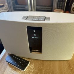 Bose Soundock 20 Bluetooth Speaker With Control Remote 