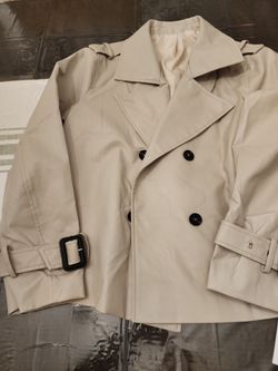 New Women's jacket size (S)