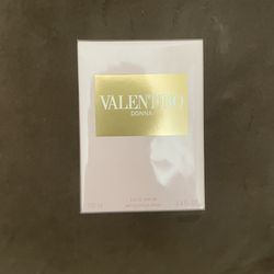 Valentino Donna Eau De Parfum – 3.4oz (100ml) – Brand New