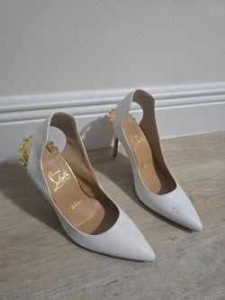 Zapatos de dama, tacones finos