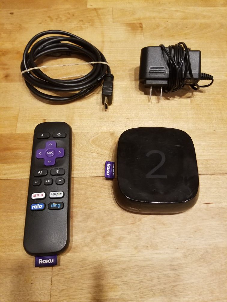 Roku 2 with remote, HDMI cable and power source