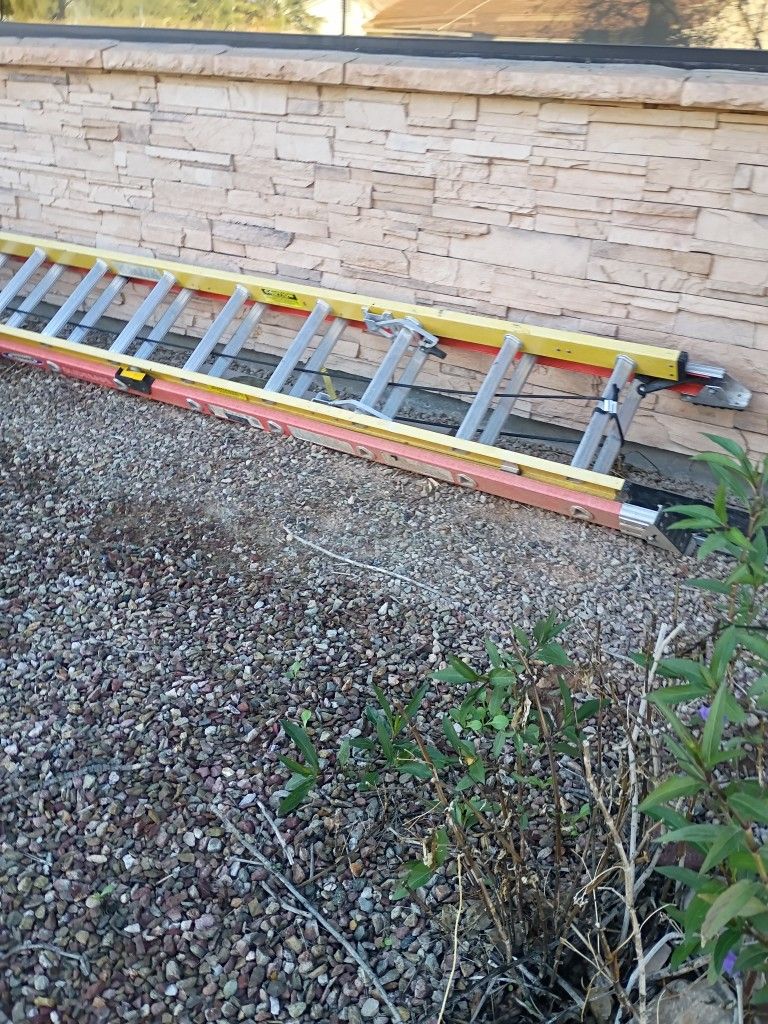 Warner Glidesafe Extension Ladder