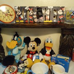🏰 Disney Collectibles Collection...NWT and Vintage 👑