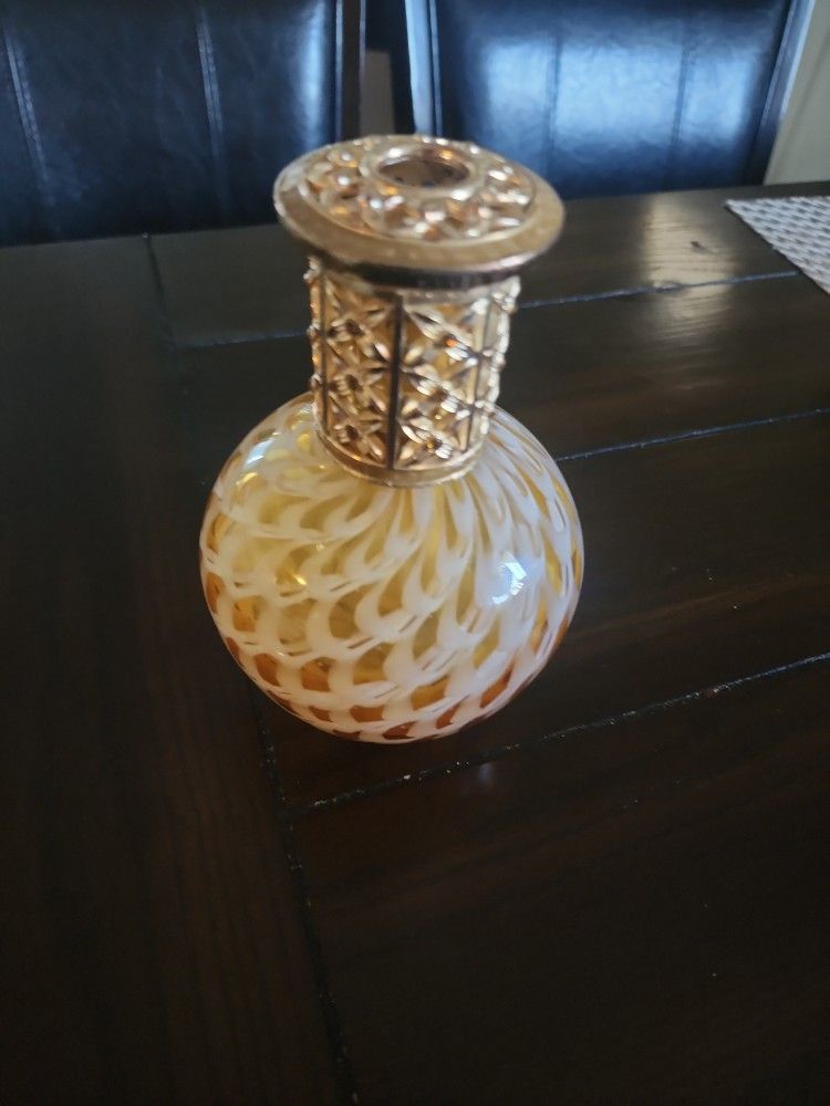 VINTAGE  GLASS  FRAGRANCE  OIL LAMP