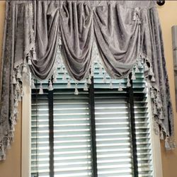 3 Gourgues Valance Window Curtains 
