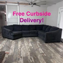 Free Curbside Delivery! Large Grey Sectional Couch With Cuddler