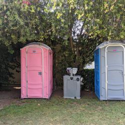 Porta Potties 