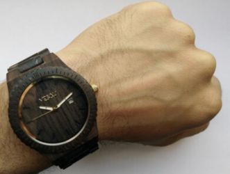 Vintage Yesah Wooden Men's Watch Born Mountains Tennessee Accessories Brown Rare