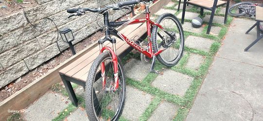Giant Yukon mountain bike