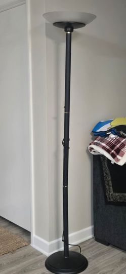 Free Floor Lamp
