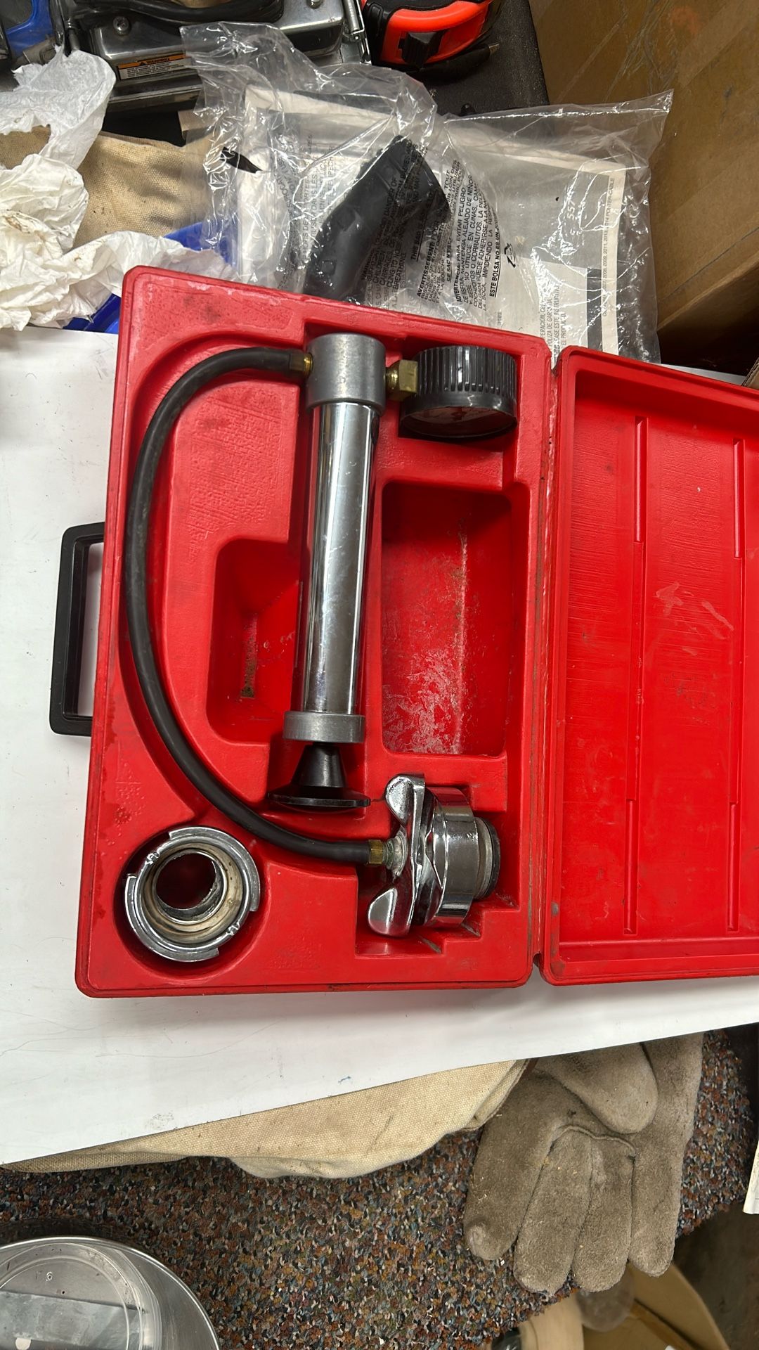 Snap On SVT-262 Cooling System Tester 