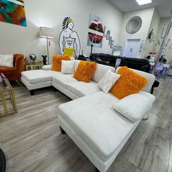 Seccional in OFFER 