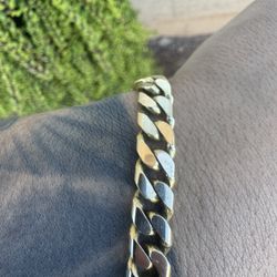 14k Cuban Gold Link Bracelet 