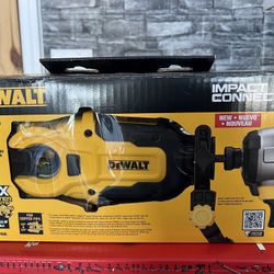 cortatubos de cobre DeWalt Impact Connect DWACPRIR. Se utiliza como accesorio para un atornillador de impacto, transformándolo en una herramienta rápi