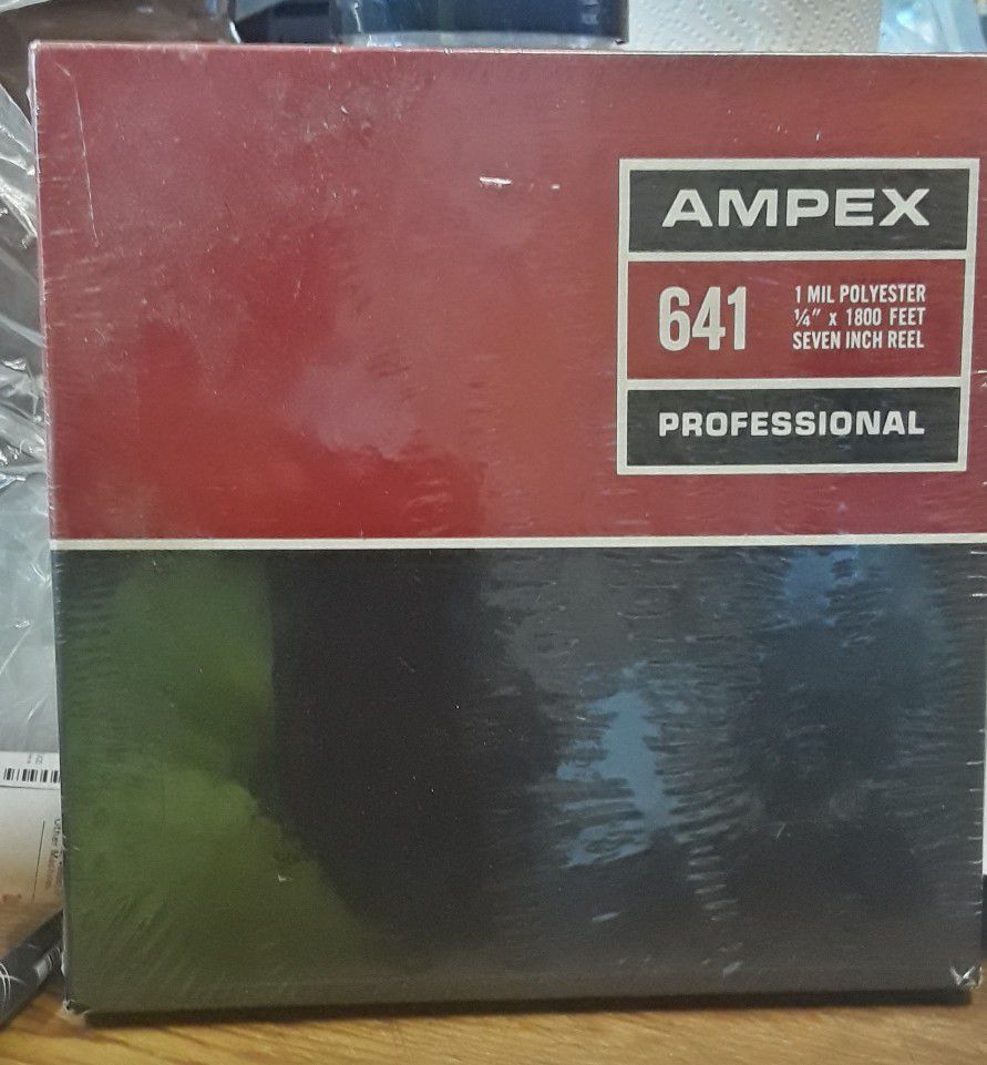 1 AMPEX 641 Pro Reel Tape