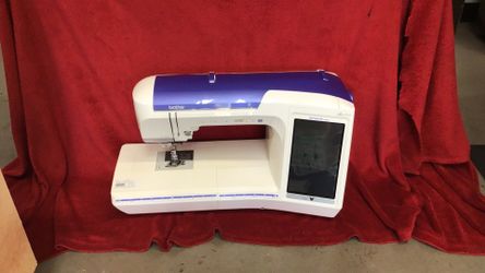 Brother Innov-is 6000D sewing machine with travel case and accessory case , layaway available!