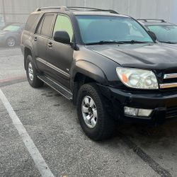 Toyota4Runner Sr5