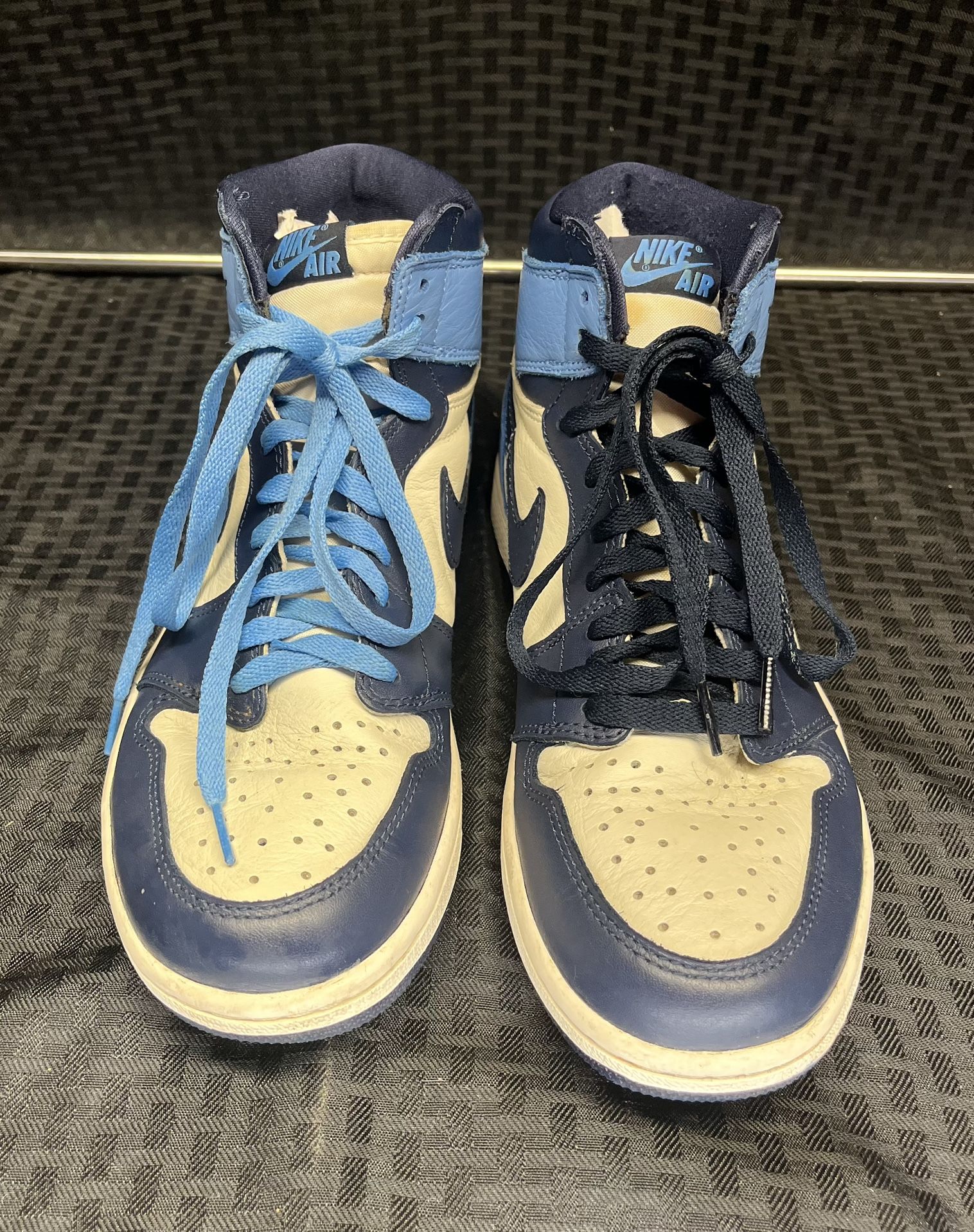 Nike Jordan 1 Retro OG High Obsidian - 9